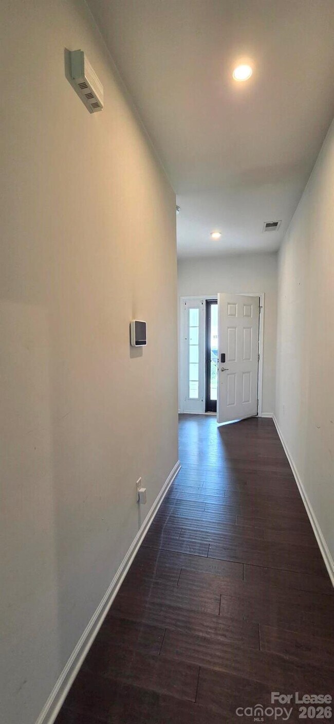 Building Photo - 7347 Raylee Ave SW