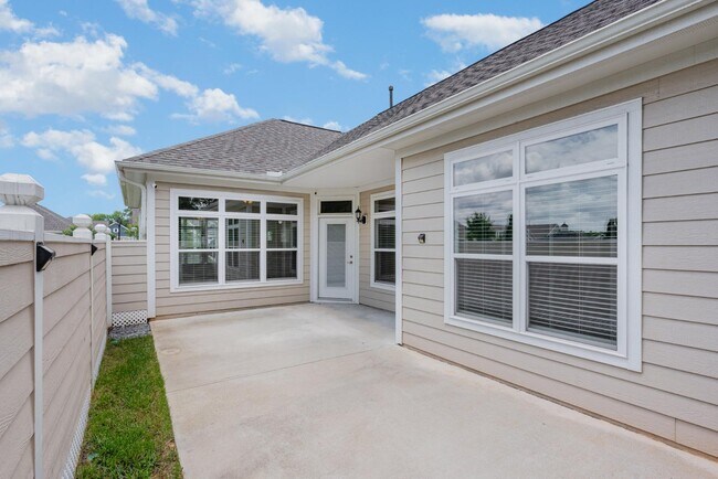 Building Photo - 1164 Hudson Dr