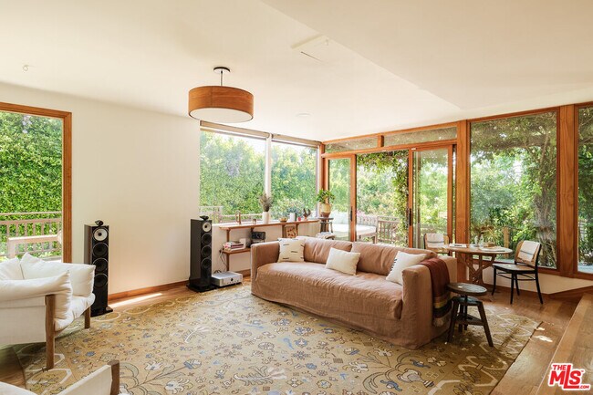 Building Photo - 26237 Fairside Rd