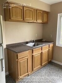 Building Photo - 109 Glenridge Pl