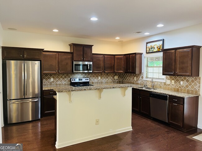 Building Photo - 369 Cliffhaven Cir