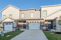 Building Photo - 6244 Roby Dr