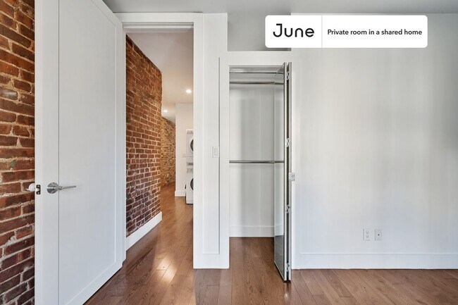Building Photo - Room in Shared 4 bed/2 bath home in West Harlem