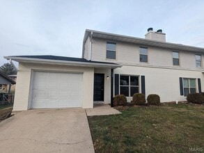 Building Photo - 709 Ganim Dr