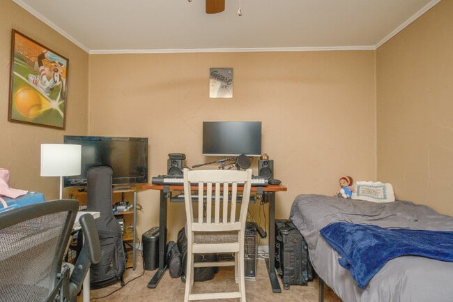 Building Photo - 107 Edgewood Ave