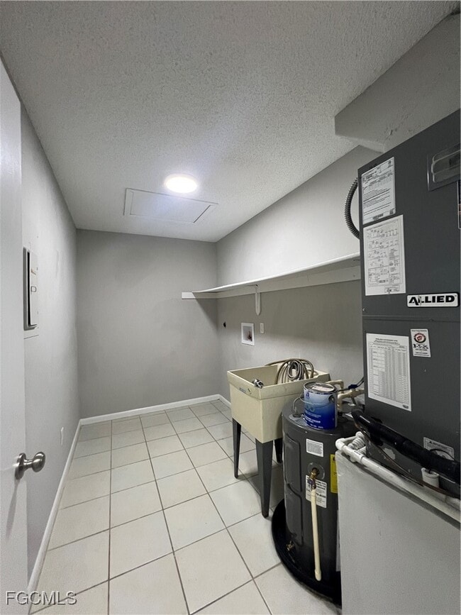 Building Photo - 639 SE 13th Ave