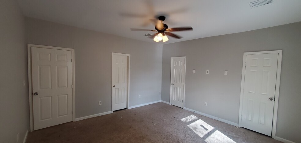 Building Photo - 16513 W Sandy Meadows Dr