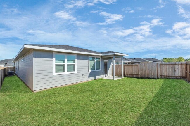 Building Photo - 3020 Gunnersbury Dr