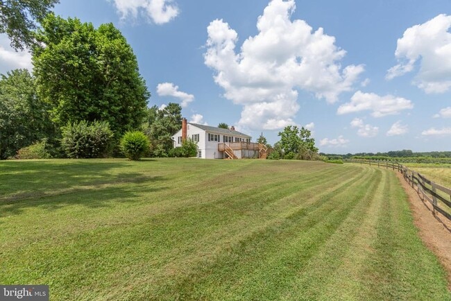 Building Photo - 18136 Pepmeier Hill Rd