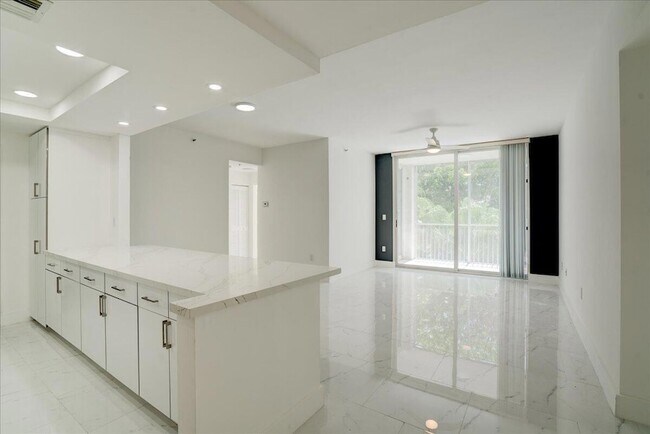 Building Photo - 9805 NW 52nd St