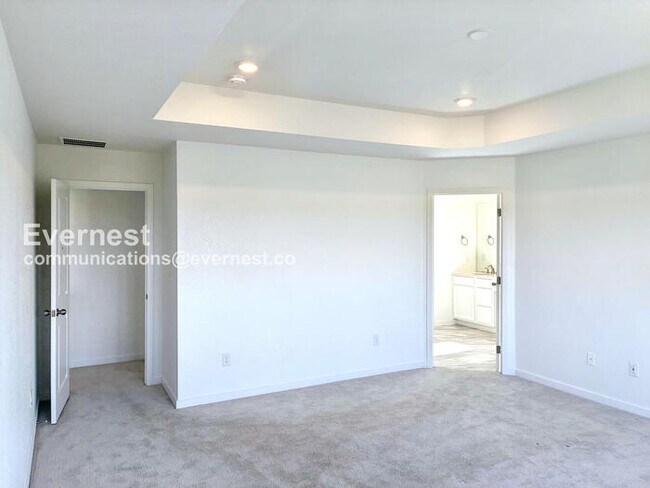 Building Photo - Spacious Home with Stainless Steel Appliances and Fenced Yard