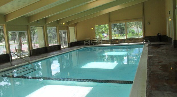 Building Photo - 860 W Moorhead Cir