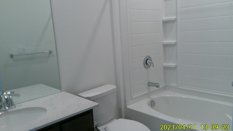 Building Photo - 5375 Euclid Dr