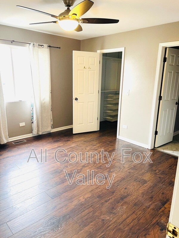 Building Photo - 7160 Center Ave