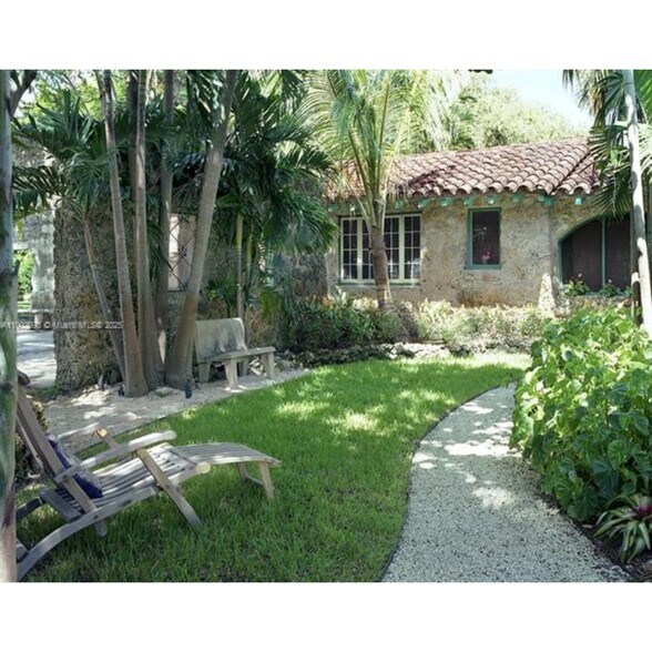 Primary Photo - 1301 Milan Ave