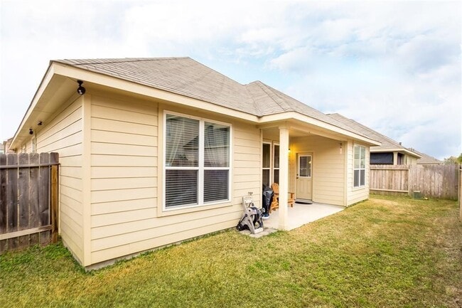 Building Photo - 25023 Diamond Ranch Dr