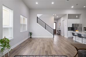 Building Photo - 601 C-Bar Ranch Trl