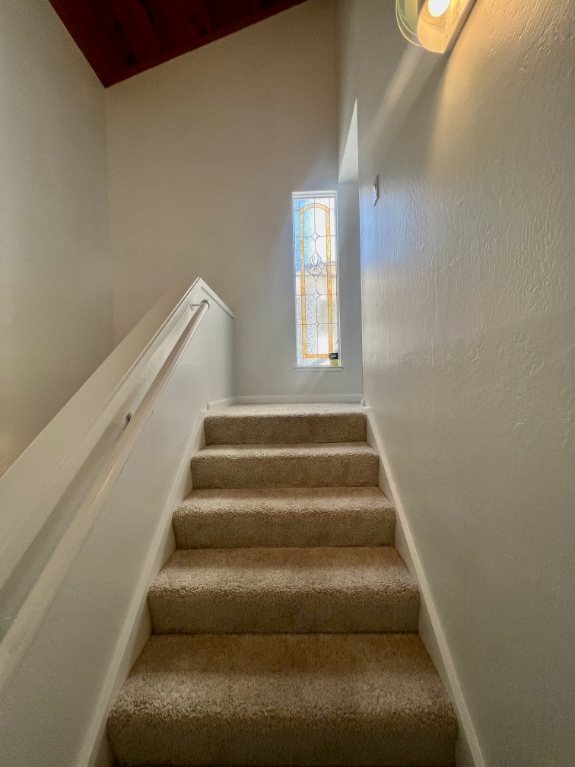 Building Photo - MOVE IN SPECIAL _ 1/2 off one month's rent! Updated 2-bedroom condo in a gated community in Concord!