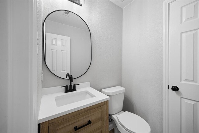 Building Photo - 1413 Catalina Dr