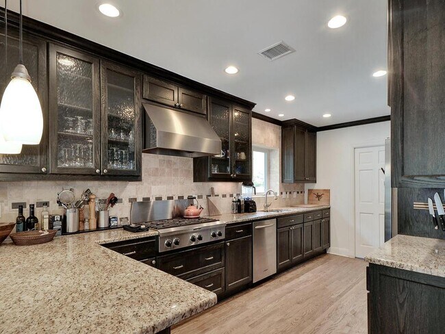 Building Photo - 5018 Shoal Creek Blvd