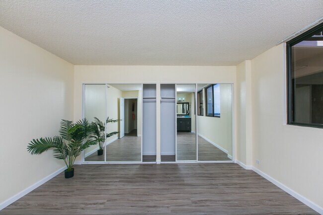 Building Photo - 98-351-351 Koauka Loop