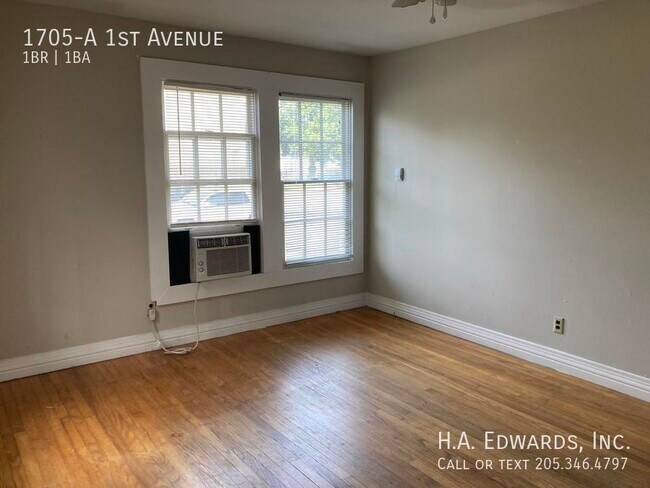 Building Photo - 1705 1st Ave