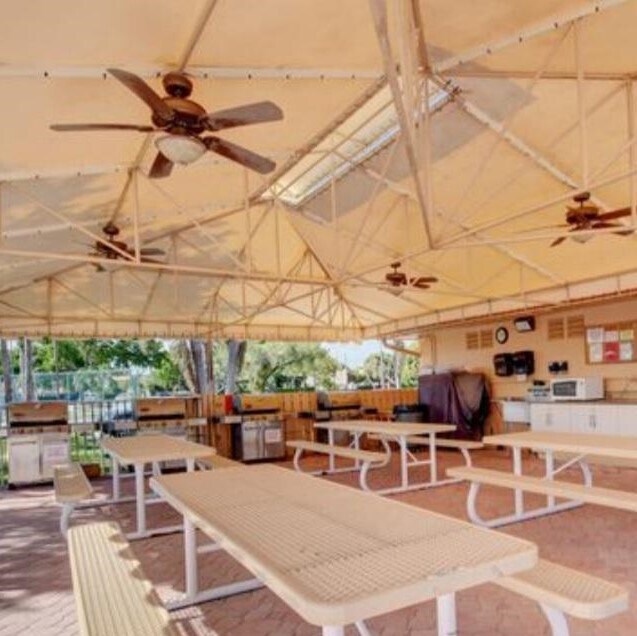 BBQ Area - 15449 Lakes of Delray Blvd