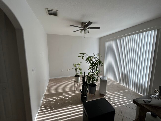 Building Photo - 2673 SW 85th Ave