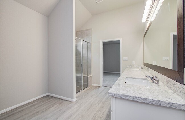 Building Photo - 4603 Bay Vista Dr
