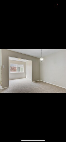 Building Photo - 9226 Millwood Dr
