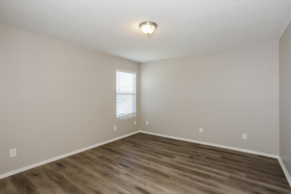 Building Photo - 4349 Meadowknoll Dr