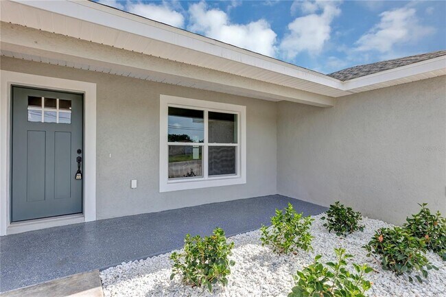Building Photo - 9679 SE 157th Ln