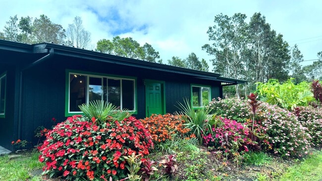 Building Photo - 11-3885 Nahelenani Street