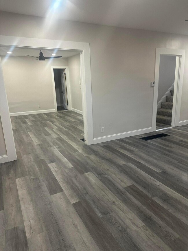 Building Photo - 1277 E 18th Ave