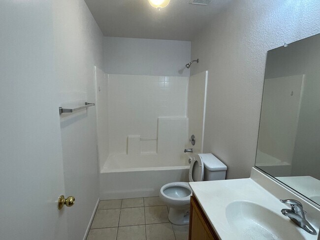 Building Photo - Adelanto Home-3 Bedrooms,2 Bathrooms, Laminate Floors, Indoor Laundry Room, Large Back Yard