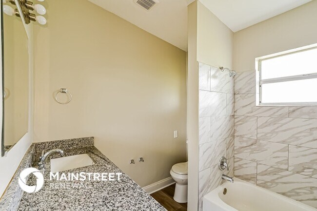 Building Photo - 3125 Wallington Dr