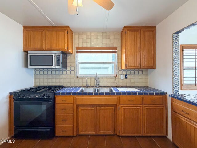 Building Photo - 4027 Ocean Dr