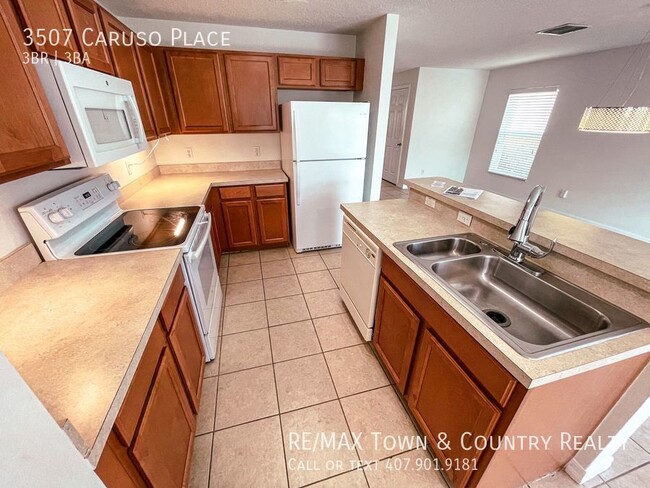 Building Photo - 3507 Caruso Pl