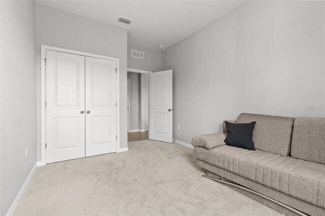 Building Photo - 16980 Oval Rum Dr