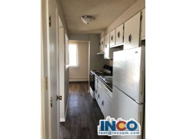 Building Photo - 3310 S Grant St