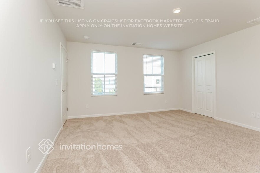 Building Photo - 2408 Solomon Ln