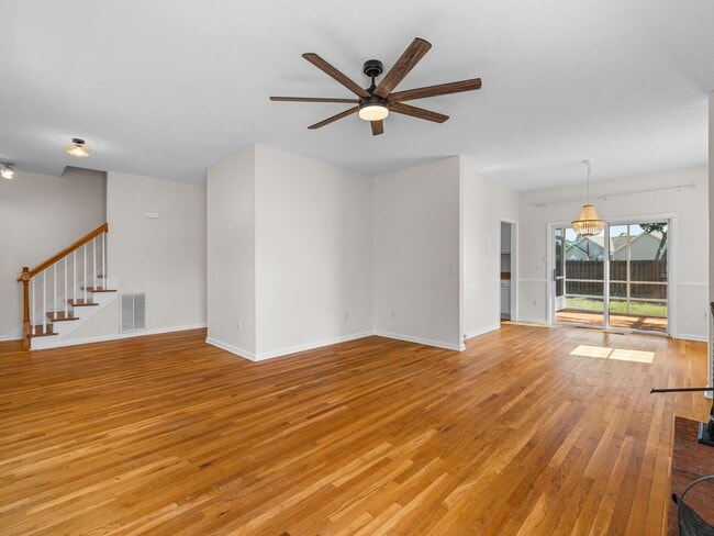 Building Photo - 217 Derby Downs Dr