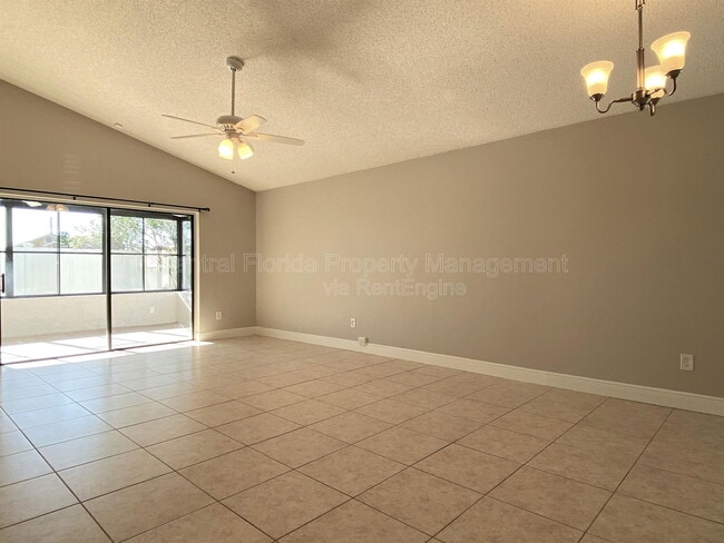 Building Photo - 281 Chicago Woods Cir