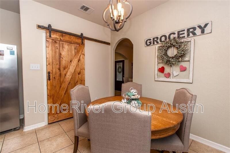 Building Photo - 4235 Fairmeadow Dr