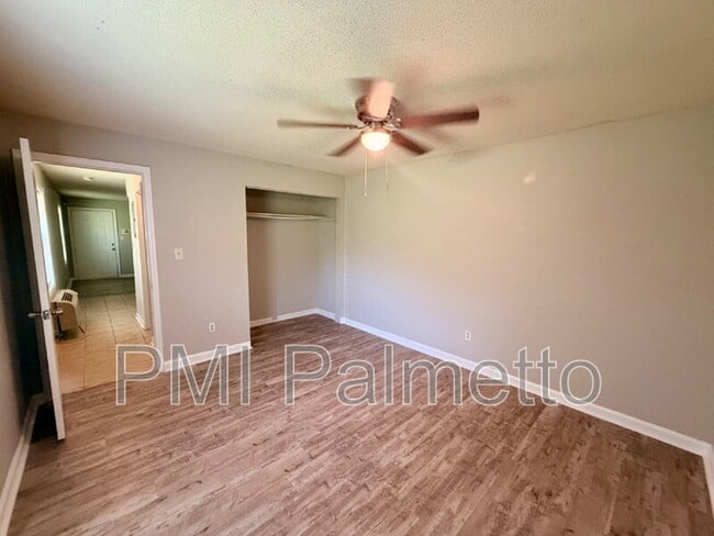 Building Photo - 1908 Tall Pines Cir