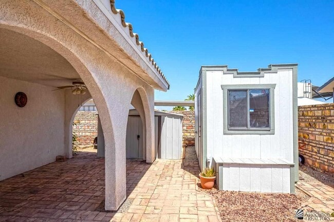 Building Photo - 13644 E 52nd Dr