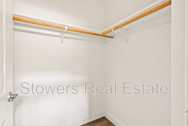 Building Photo - 144 Larkwood Cir