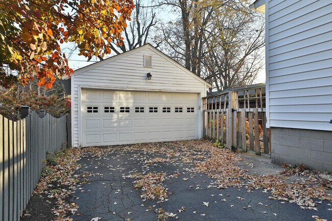 Building Photo - 43 Northridge Rd