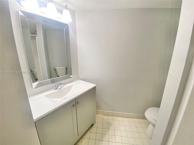 Building Photo - 7125 NW 186th St