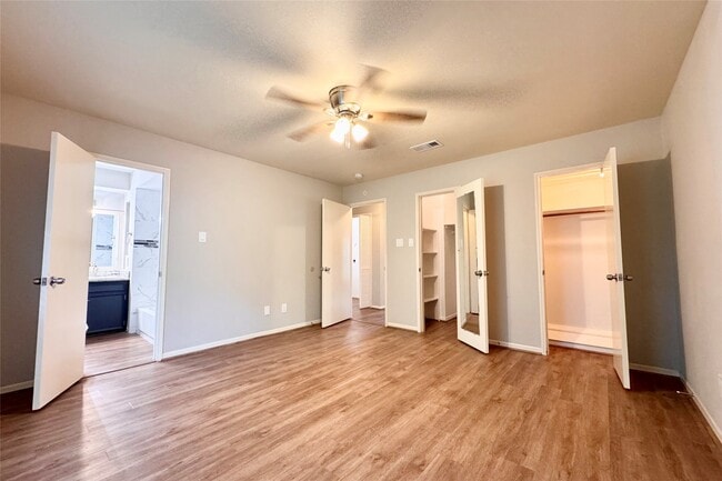 Building Photo - 13603 Woodchester Dr